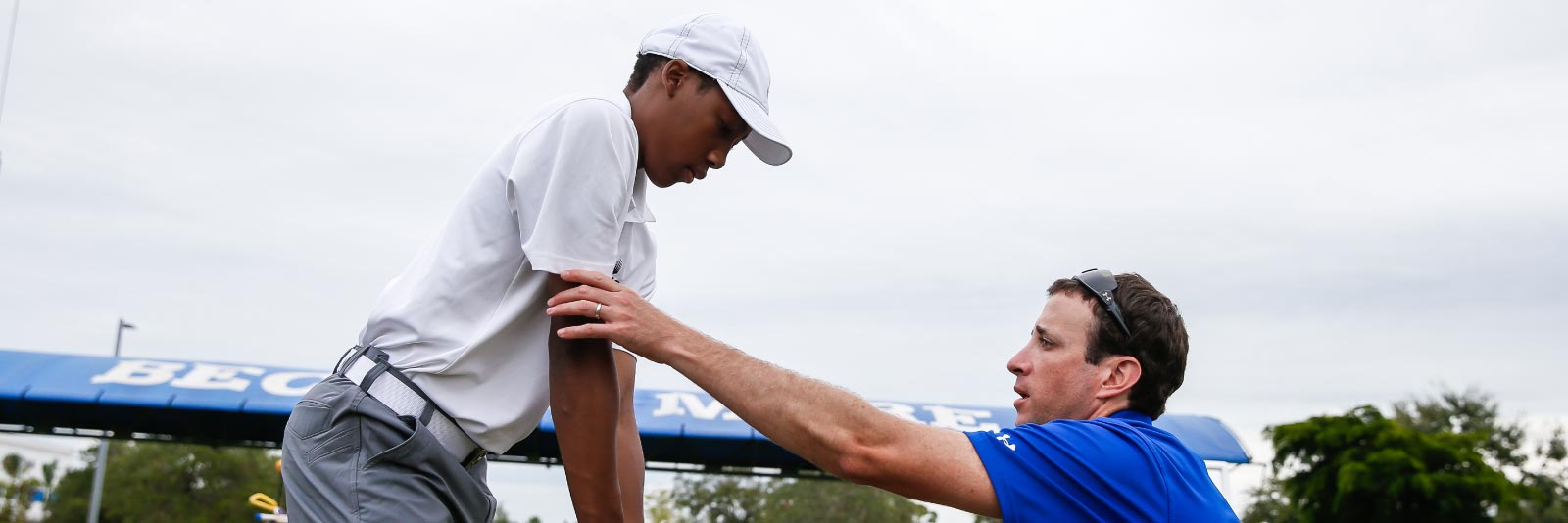 mens golf scholarships hero